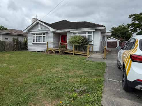 105 Alexandra Crescent, Mayfair