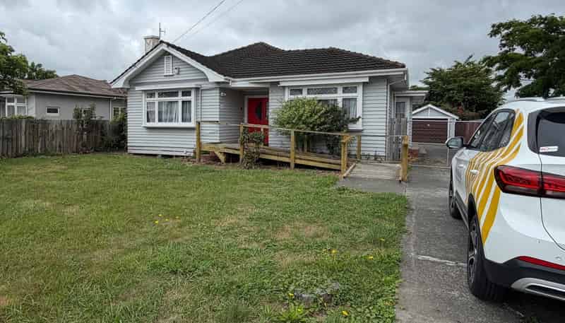 105 Alexandra Crescent, Mayfair