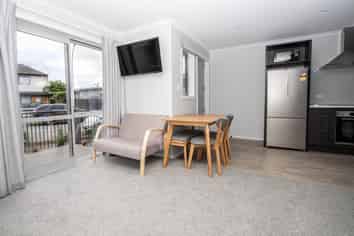 C/1/20 Jones Crescent, Melville