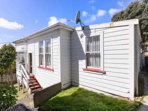 21 Chatham Street, Berhampore