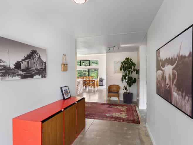 50 Kents Road, Reikorangi