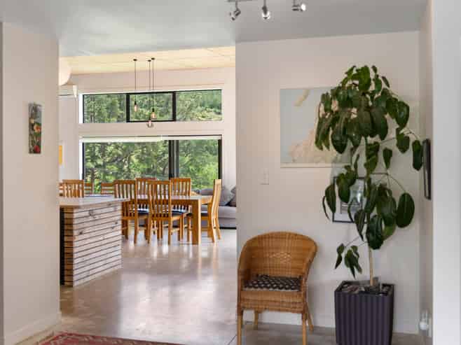 50 Kents Road, Reikorangi