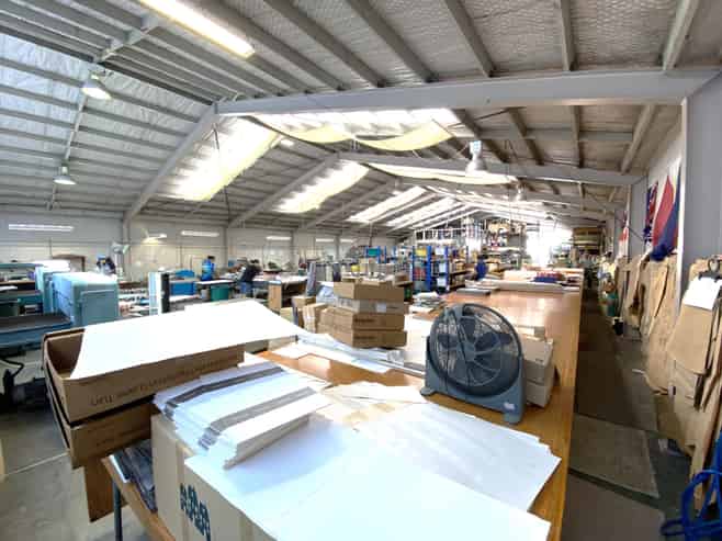 Minimal Office on Olive Road 