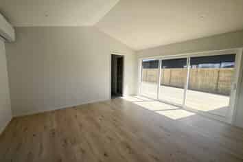 24 Oneone Street, Cambridge