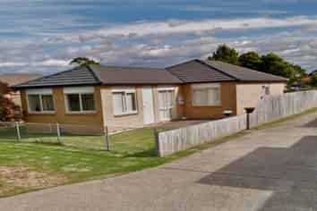 63 Tilberg Street, Favona