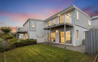 22D Mandalay Terrace, Khandallah