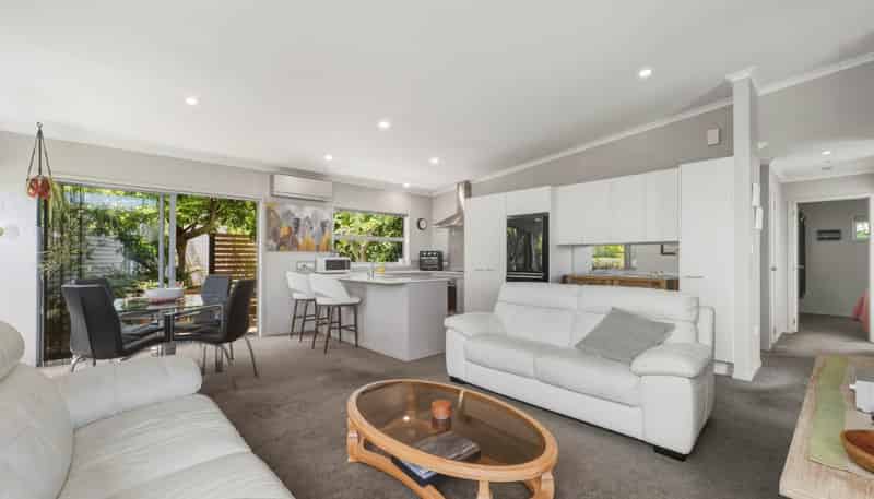 12  Tory Way, Omokoroa