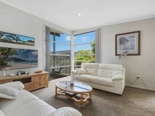 12  Tory Way, Omokoroa