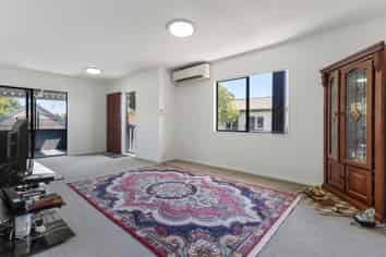 3/26 Queen Mary Avenue, New Lynn