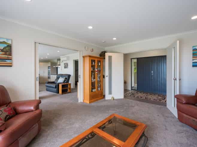 457 Suffolk Road, Stoke