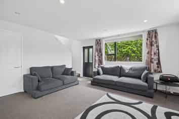 7 Phillip Street, Johnsonville