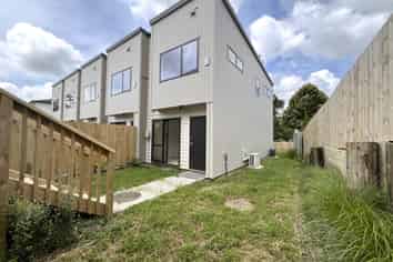 5/16 Reynella Drive, Massey