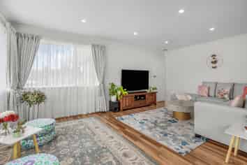 63 Mark Avenue, Paparangi