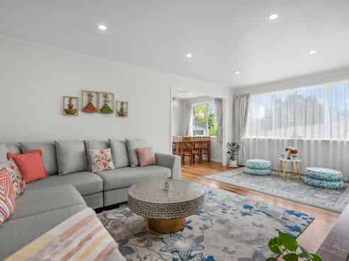 63 Mark Avenue, Paparangi