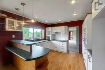 6  Davita Place, Farm Cove