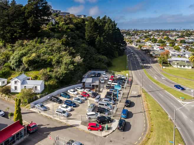 High Profile Yard for lease