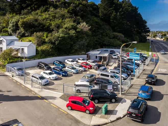 High Profile Yard for lease