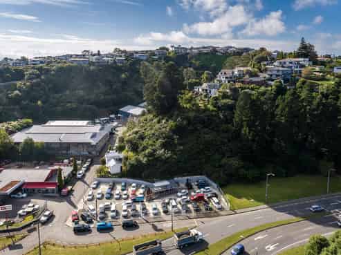 High Profile Yard for lease