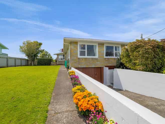 100 Stanners Street, Eltham