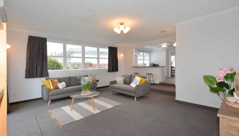 38 Stirling Crescent, Mosgiel