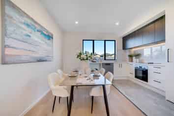 3/32 Tiraumea Drive, Pakuranga