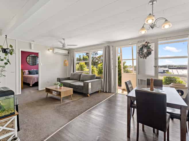 2/56 Glasgow Road, Pukekohe