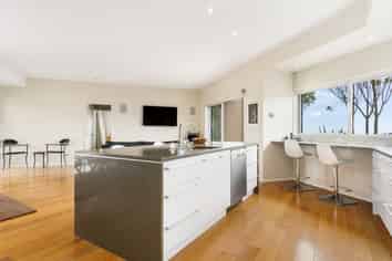 18 Old Barrow Heights, Huntsbury