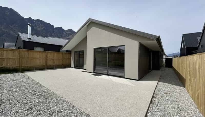 10 Shelduck Road, Jacks Point