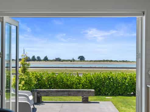 1/47 Beachville Road, Redcliffs