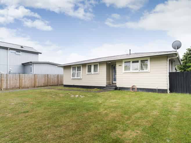 14 Otaki Place, Westbrook