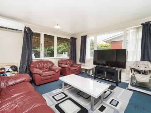 14 Otaki Place, Westbrook