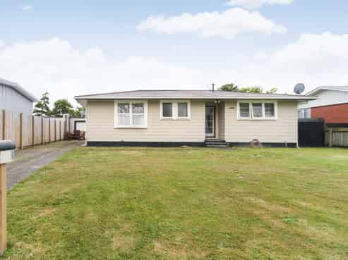 14 Otaki Place, Westbrook