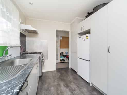 14 Otaki Place, Westbrook