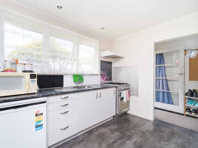 14 Otaki Place, Westbrook