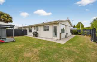 1 Quinns Road, Shirley