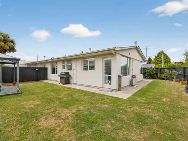 1 Quinns Road, Shirley