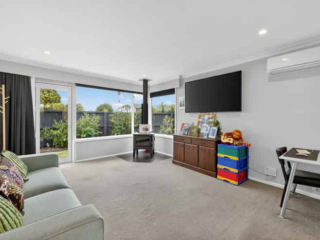 1 Quinns Road, Shirley