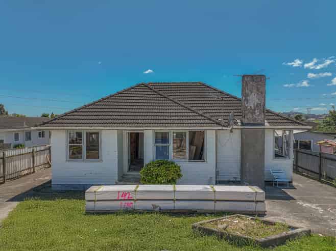 18 Sandra Avenue, Otara