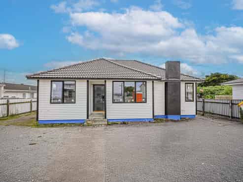 18 Sandra Avenue, Otara