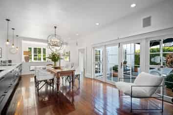 26 Cranmer Square, Christchurch Central