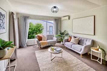 61 Davidson Crescent, Tawa