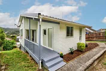 61 Davidson Crescent, Tawa