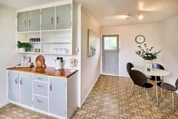 61 Davidson Crescent, Tawa