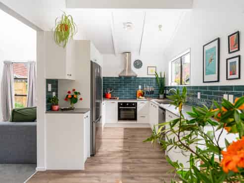 42 Weka Street, Miramar