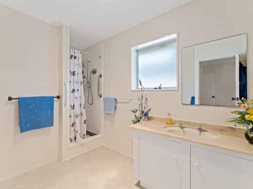 37a Helvetia Road, Pukekohe