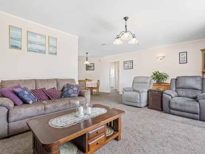 3/6 Lilian Street, Kamo