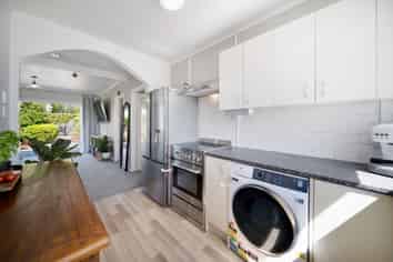 3/170 Great South Road, Drury