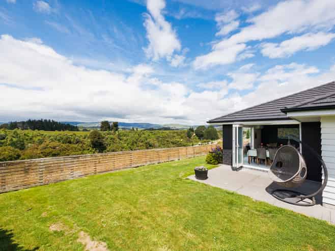 132 Johnstone Drive, Fitzherbert