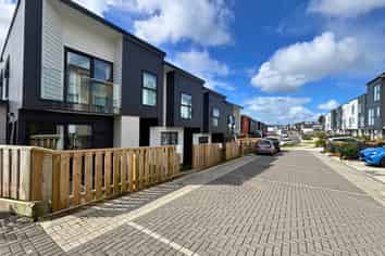 6 Impatiens Lane, Massey