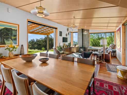 387D Johns Way, Martinborough